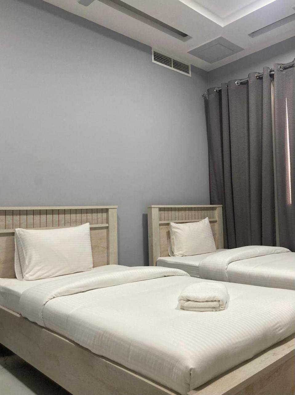 Paris Furnished Apartments - Tabasum Group Adżman Zewnętrze zdjęcie